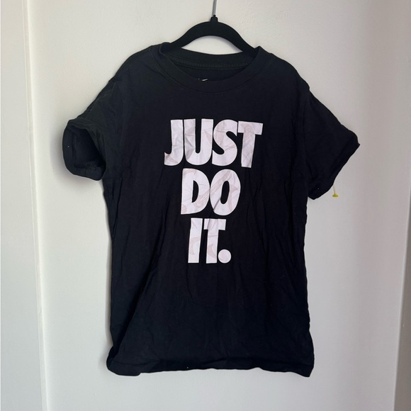 Nike Black 'Just Do It' T-Shirt - Picture 1 of 4